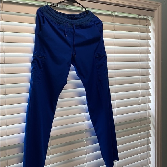 Scrub bottoms - Picture 1 of 2